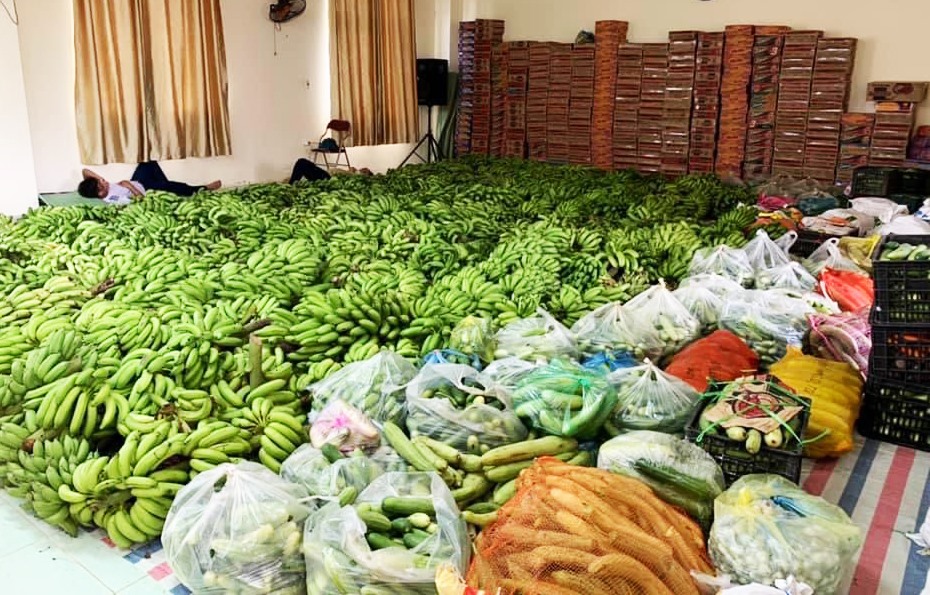 Hàng trăm tấn nông sản từ Tuyên Quang đã được gửi đi mang theo nghĩa đồng bào, chia sẻ khó khăn với người dân trong tâm dịch.