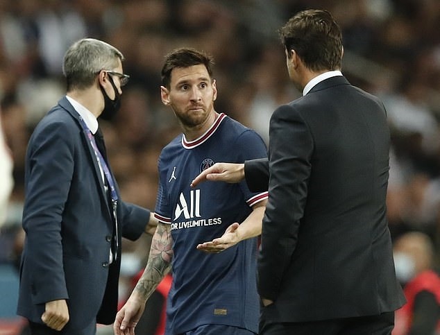 Cái bĩu môi của Messi có thể khiến Pochettino phải trả giá. Ảnh: AFP.
