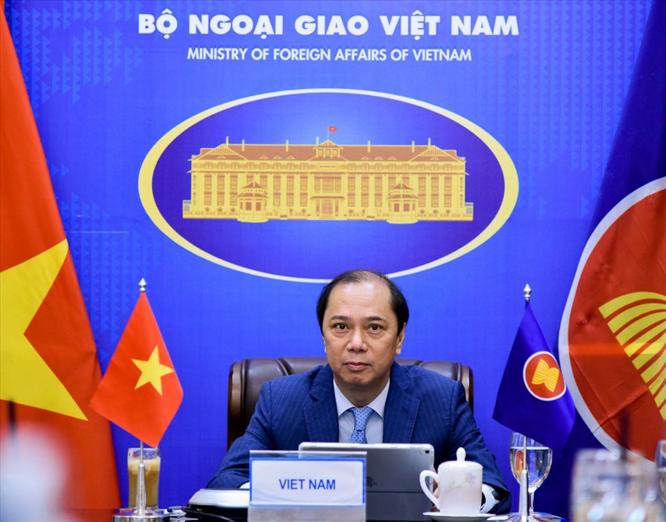 Thứ trưởng Bộ Ngoại giao Nguyễn Quốc Dũng - trưởng SOM ASEAN của Việt Nam, đã dẫn đầu đoàn Việt Nam tham dự cuộc họp. Ảnh: Bộ Ngoại giao