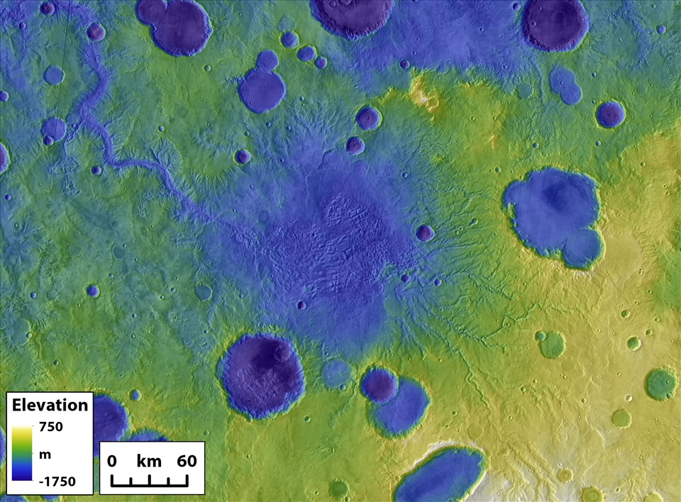 Phần còn lại của một hồ miệng núi lửa trên sao Hỏa có các miệng núi lửa khác nhỏ hơn bao quanh. Hẻm núi lớn ở phía trên bên trái được hình thành trong sự kiện vỡ miệng núi lửa. Ảnh: Goudge