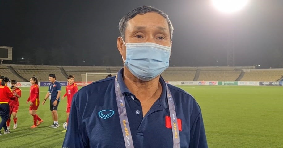 Huấn luyện viên Mai Đức Chung đưa ra những đánh giá cụ thể sau màn trình diễn của tuyển nữ Việt Nam tại vòng loại Asian Cup 2022. Ảnh: VFF