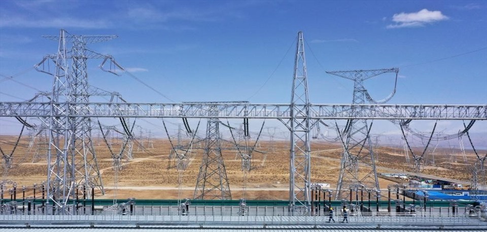 Theo ước tính, có tới 44% hoạt động công nghiệp của Trung Quốc bị ảnh hưởng bởi tình trạng thiếu điện. Điều này thậm chí có thể ảnh hưởng đến cả GDP. Ảnh: Tân Hoa Xã