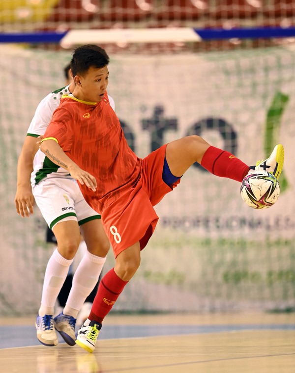 Đội tuyển Futsal Việt Nam đã có trận hoà 2-2 vớ Cordoba. Ảnh: VFF
