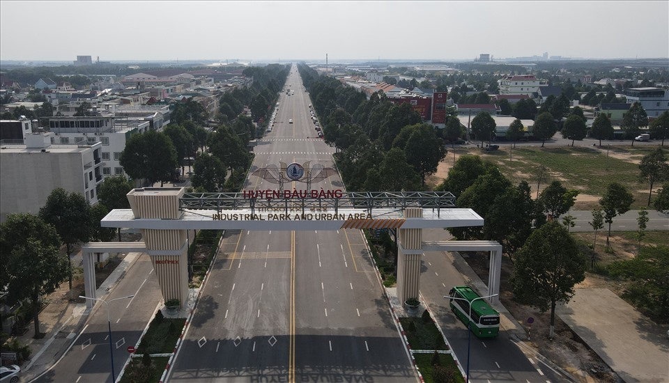 Huyện Bàu Bàng một trong địa phương “vùng xanh” phát triển công nghiệp, đông công nhân lao động. Ảnh: Đình Trọng