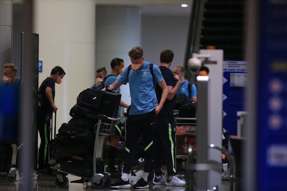 Đội tuyển Australia đã có mặt ở Hà Nội vào tối ngày 4.9. Ảnh: Hoài Thu