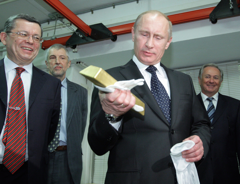 Nga tăng dự trữ vàng để giảm phụ thuộc vào đồng đô la Mỹ. Ảnh: AFP