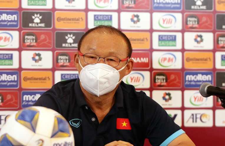 Huấn luyện viên Park Hang-seo đã có những phân tích về tình huống các trọng tài tham khảo công nghệ VAR ở các trận đấu của đội tuyển Việt Nam. Ảnh: VFF