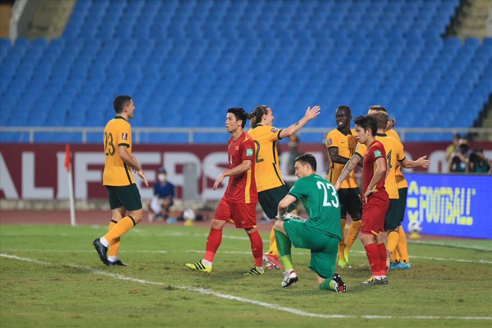 Tuyển Việt Nam nhận thất bại 0-1 trước đội tuyển Australia. Ảnh: Hoài Thu