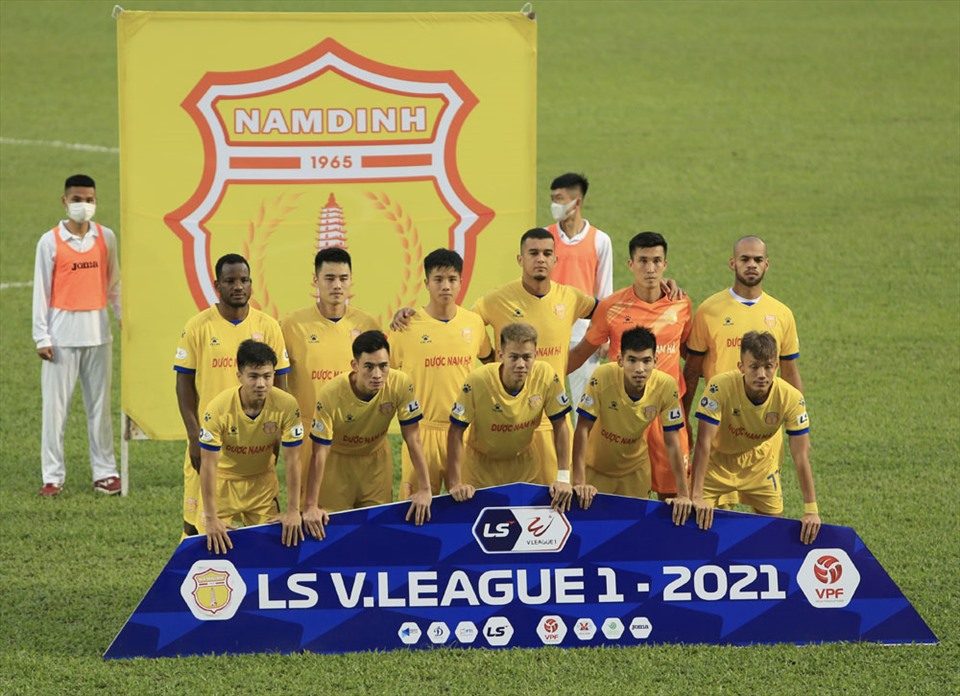 Câu lạc bộ Nam Định tại V.League 2021. Ảnh: VPF
