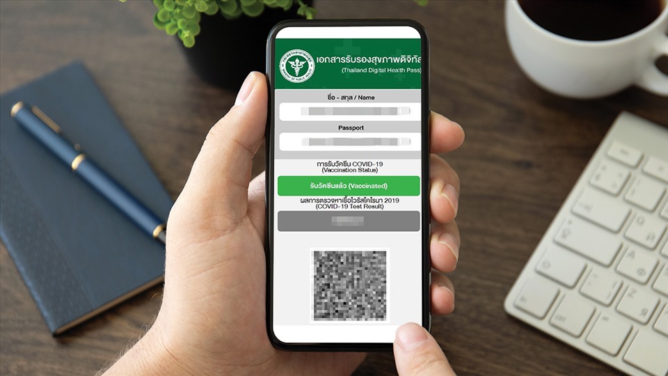 Thẻ thông hành du lịch Thái Lan trên điện thoại. Ảnh: thairath.co.th