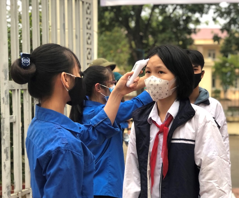 Nhiều trường học tại Hà Nội đã đón học sinh khối 9 đến trường học trực tiếp. Ảnh: Tường Vân.