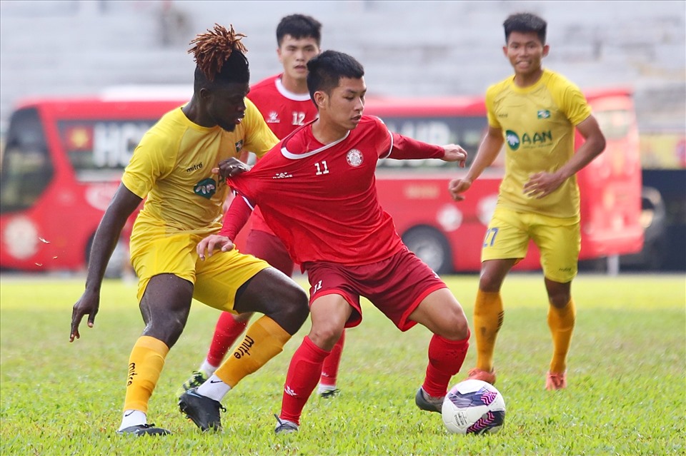 Cũng như trận gặp Bình Định hôm 13.1, Sông Lam Nghệ An cho ra sân nhiều cầu thủ ngoại binh đang thử việc. Đây là những trận đấu để huấn luyện viên Huy Hoàng có thể đánh giá năng lực các ngoại binh và chốt danh sách 3 cầu thủ nước ngoài cuối cùng tham dự V.League 2022.
