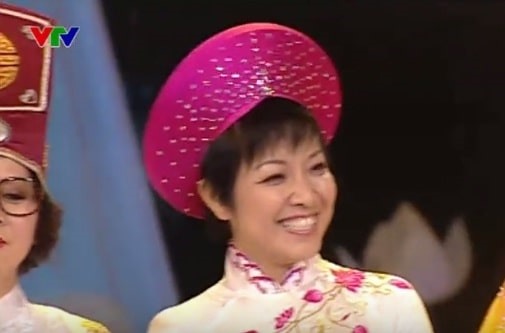 Có thể thấy, qua các năm, nhan sắc của MC Thảo Vân không thay đổi nhiều. Cô vẫn giữ được nét trẻ trung, tươi mới khi trên sân khấu.