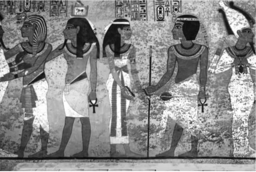 Những vết đen kỳ lạ trên các bức vẽ trong lăng mộ pharaoh Tutankhamum. Ảnh chụp màn hình