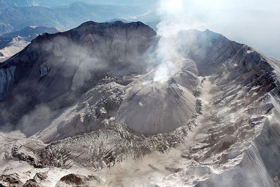 Núi lửa ở St. Helens, Washington, Mỹ. Ảnh: USGS