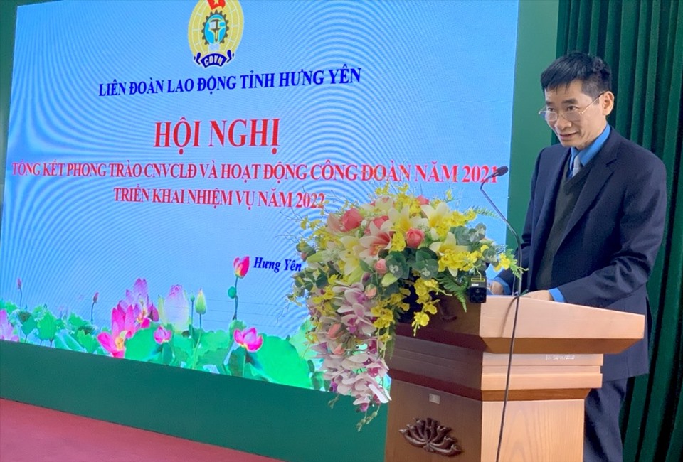 Phó Chủ tịch Tổng LĐLĐVN Trần Văn Thuật phát biểu tại Hội nghị. Ảnh: CĐHY