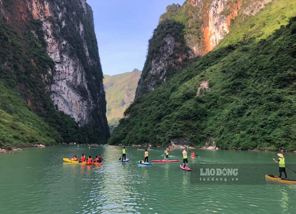 Năm 2009, Bộ Văn hóa, Thể thao và Du lịch đã xếp khu vực này là Di tích Danh lam thắng cảnh Việt Nam. Sông Nho Quế được vinh danh là một trong những thung lũng kiến tạo địa chất độc nhất vô nhị của Việt Nam.