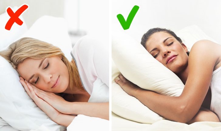 Một giấc ngủ ngắn có thể có tác dụng rất lớn với cơn đau họng. Bí quyết là giữ cho đầu ở vị trí cao hơn trong khi ngủ. Kê cao đầu bởi từ 2-3 chiếc gối thay vì một chiếc. Điều này không chỉ giúp thở dễ dàng hơn mà còn giúp ngậm miệng lại, tránh cho cổ họng bị kích thích thêm.