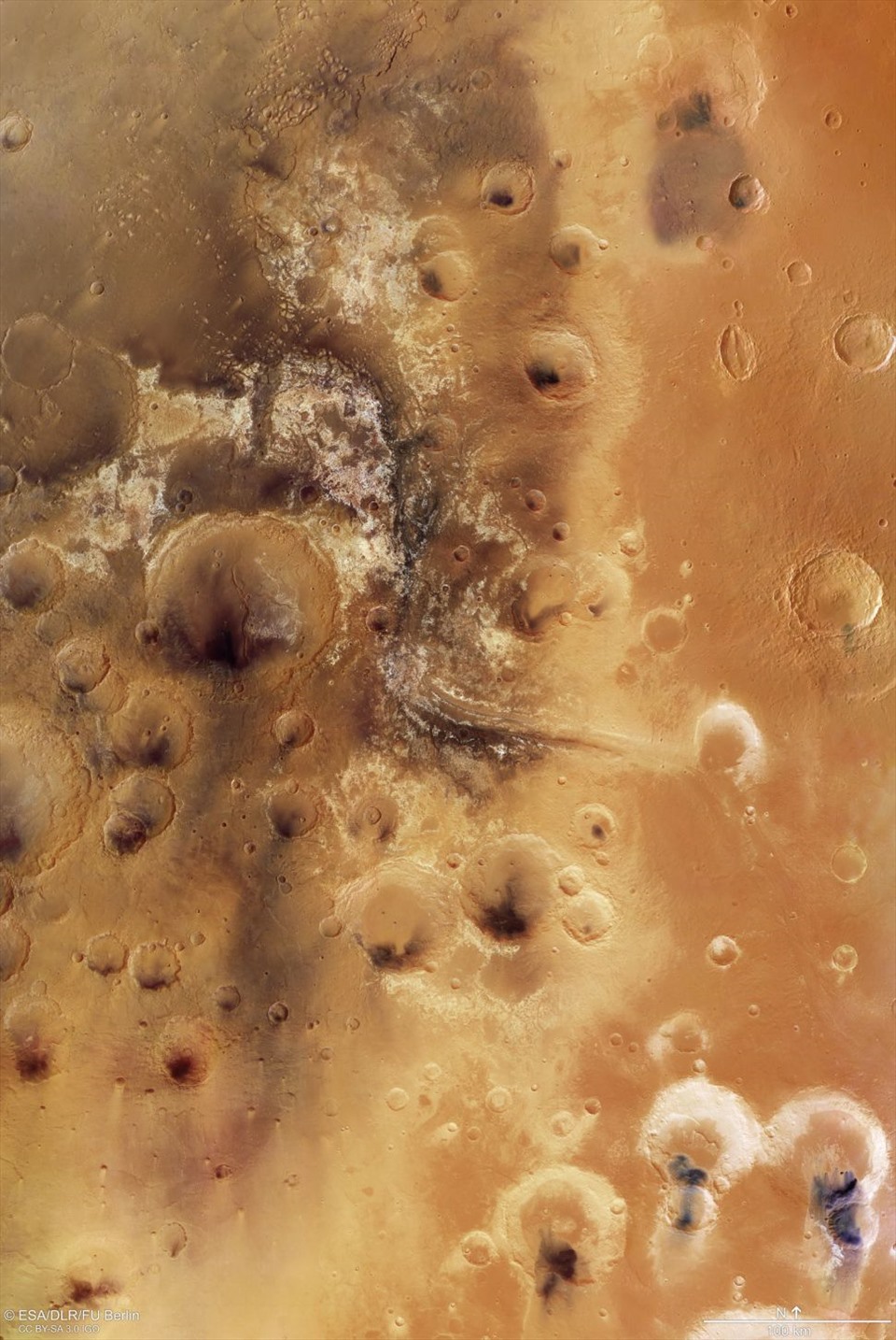 Ảnh bề mặt sao Hỏa cho thấy một trong những thung lũng lớn nhất trên hành tinh này. Ảnh: ESA/DLR/FU Berlin
