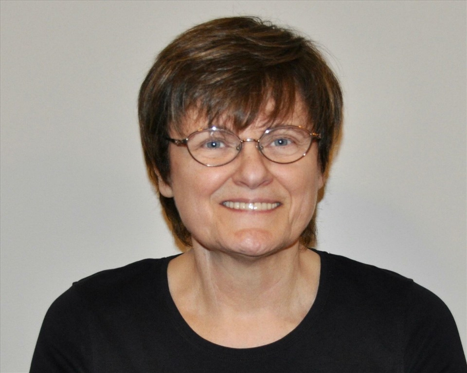 Nhà khoa học người Mỹ gốc Hungary Katalin Kariko, tác giả công nghệ vật liệu di truyền ARN thông tin, cơ sở để chế vaccine ngừa COVID-19. Ảnh: AFP