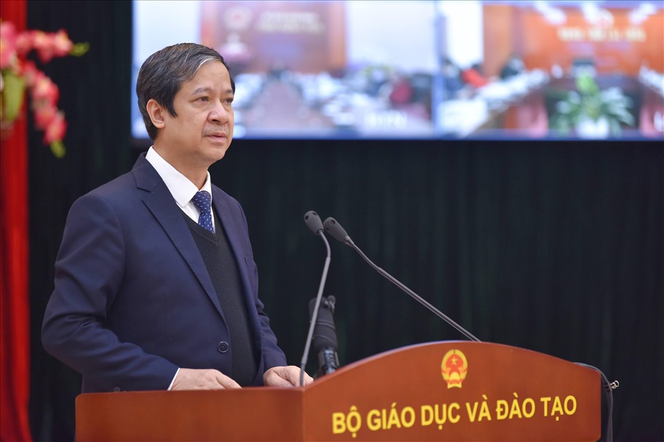 Bộ trưởng Bộ Giáo dục và Đào tạo Nguyễn Kim Sơn phát biểu tại hội nghị. Ảnh: Thế Đại