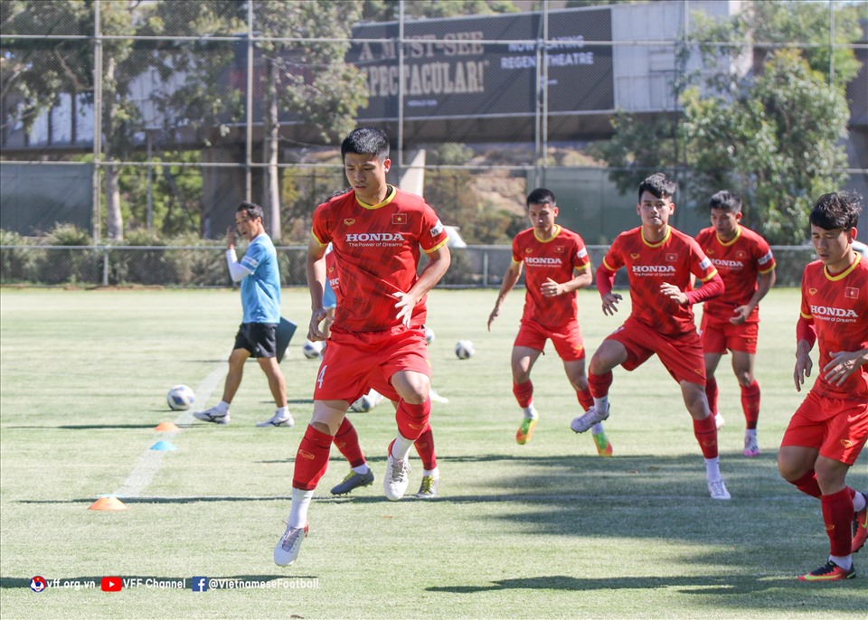 Đội tuyển Việt Nam có buổi tập thứ 3 trên đất Australia để chuẩn bị cho cuộc đọ sức với đội chủ nhà tại vòng loại thứ 3 World Cup 2022. Ảnh VFF