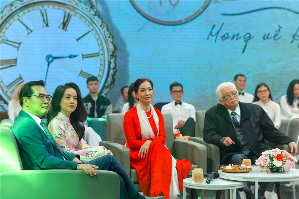 NSND Lê Khanh là khách mời trong chương trình “Mùa đoàn tụ 2022“. Ảnh: VTV