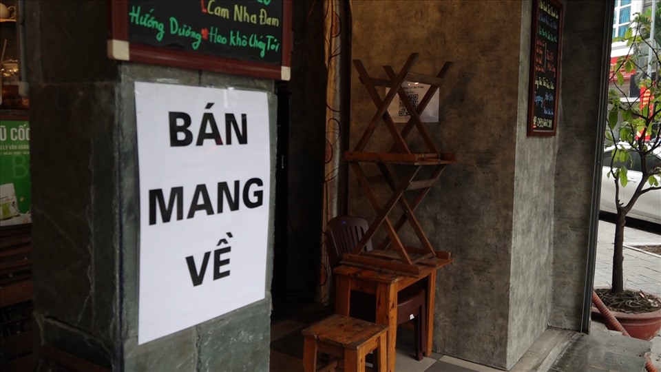 Quán cà phê tại phường Nguyễn Du chỉ được bán mang về.