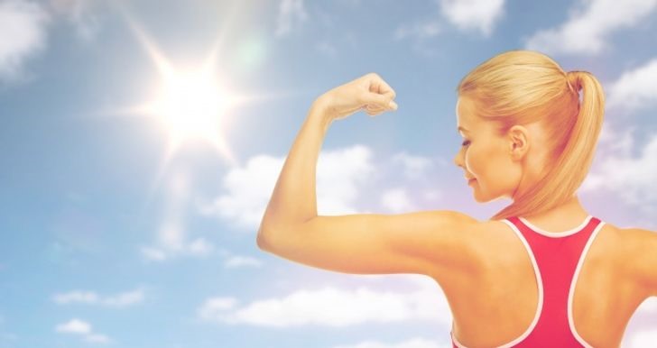 Ánh nắng mặt trời mang đến Vitamin D dồi dào. Nhưng nó chỉ hữu ích nếu tỷ lệ tia cực tím (UVB) phù hợp. Chú ý đến dự báo thời tiết để biết được chỉ số tia cực tím hàng ngày. Da sẽ không bị tia cực tím vào sáng sớm, tối muộn hoặc hầu hết mùa đông.