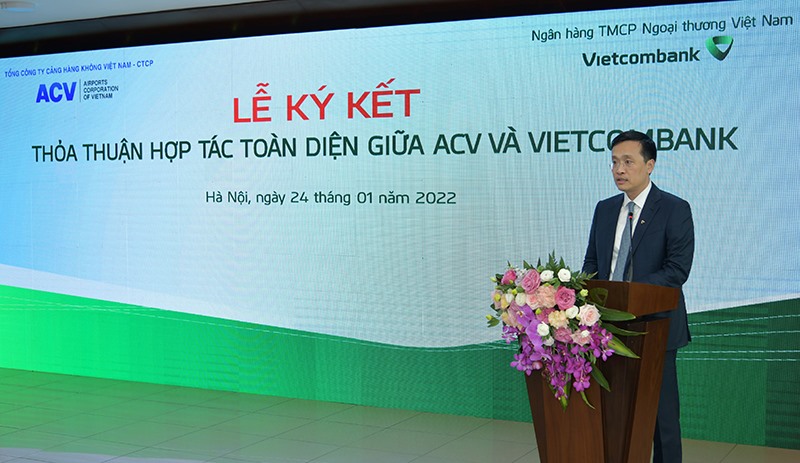 Ông Phạm Quang Dũng - Chủ tịch HĐQT Vietcombank phát biểu tại lễ ký kết. Ảnh: N.H