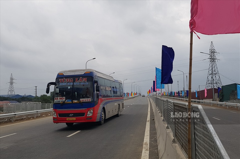 Việc thông xe đoạn cao tốc Cao Bồ - Mai Sơn sẽ góp phần giảm ùn tắc cho QL 1A và tuyến đường tránh thành phố Ninh Bình. Ảnh: NT