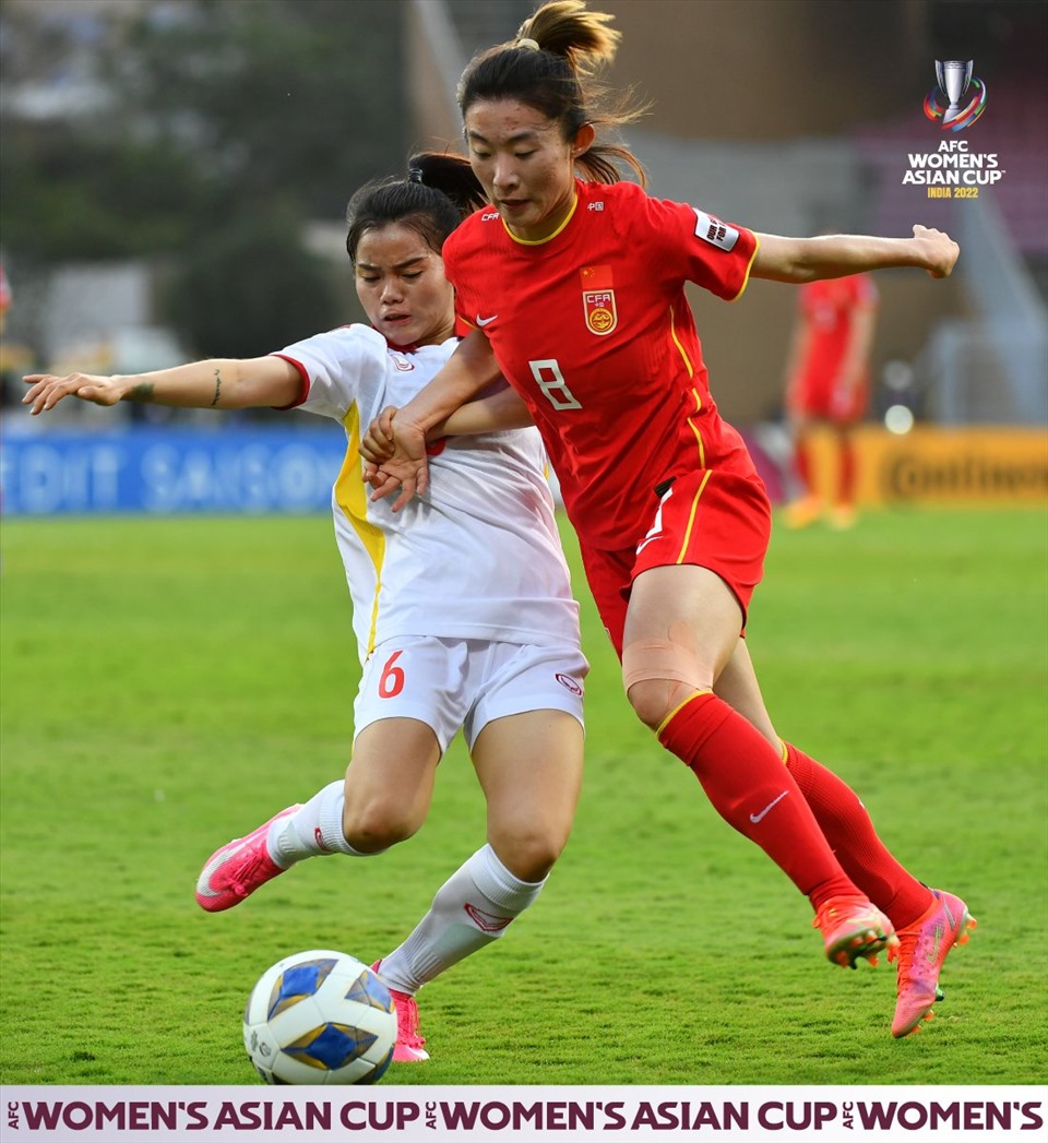 Các cầu thủ đội tuyển nữ Trung Quốc có thể hình tốt hơn tuyển Việt Nam. Ảnh: AFC