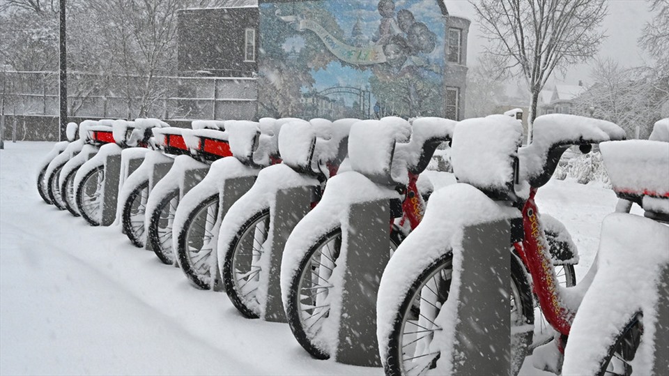 Tuyết rơi dày ở Washington D.C. Ảnh: AFP