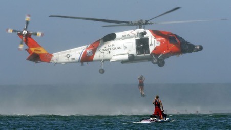 Lực lượng hải cảnh Mỹ diễn tập ở ngoài khơi quần đảo Honeymoon năm 2012. Ảnh: Jim Damaske.