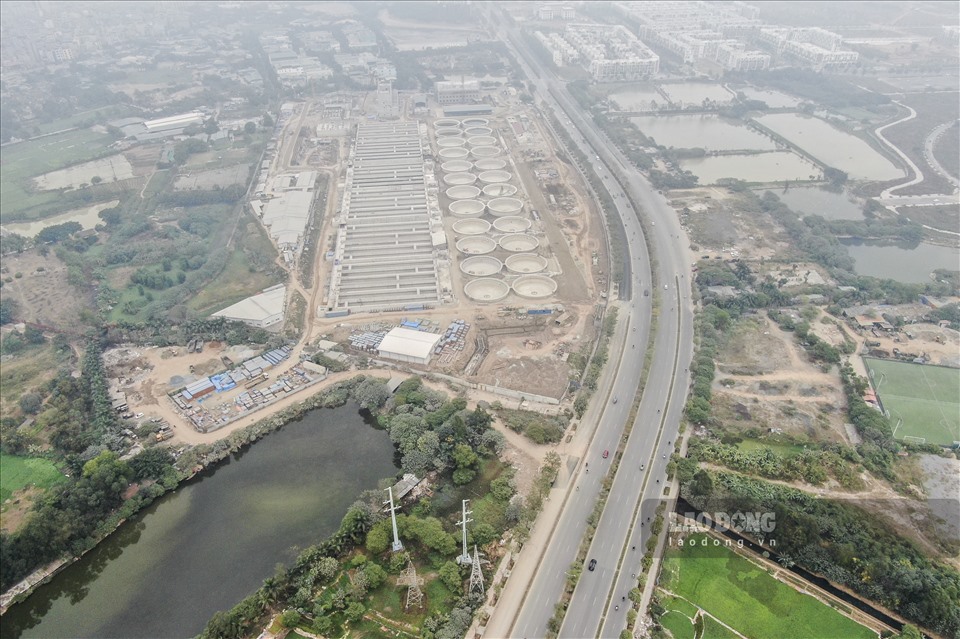 Dự án đại lộ Chu Văn An được phê duyệt từ năm 2011, dự kiến hoàn thành năm 2017, tuy nhiên đến năm 2014 mới khởi công, với tổng mức đầu tư 1.475 tỉ đồng, có chiều dài khoảng 2,5km, mặt đường rộng 50m.