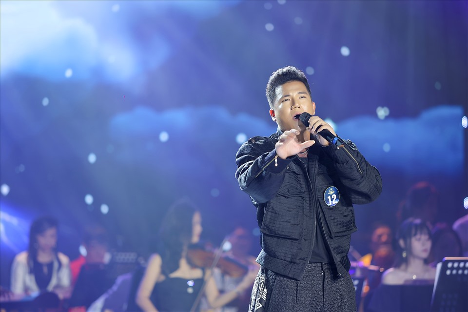 Thí sinh Trịnh Văn Núi có phần trình diễn xuất sắc và đoạt giải Nhất phong cách nhạc nhẹ. Ảnh: BTC