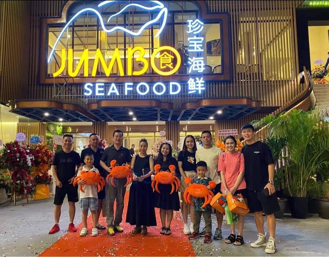 Chi nhánh đầu tiên ở Hà Nội của JUMBO Seafood mới được khai trương. Ảnh:
