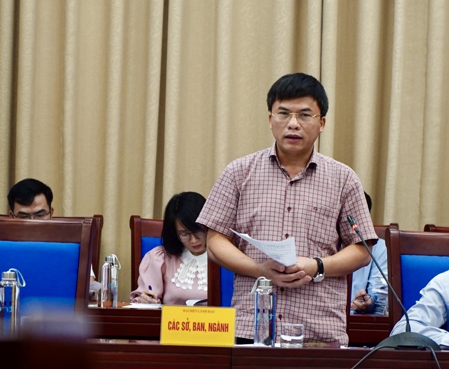 Ông Phan Văn Hoan, Phó giám đốc Sở Kế hoạch & Đầu tư phát biểu tại buổi làm việc. Ảnh: Quỳnh Trang