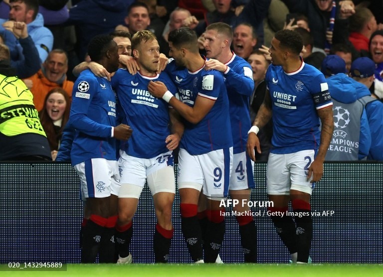 Rangers bất ngờ có bàn mở tỉ số trước Liverpool. Ảnh: AFP