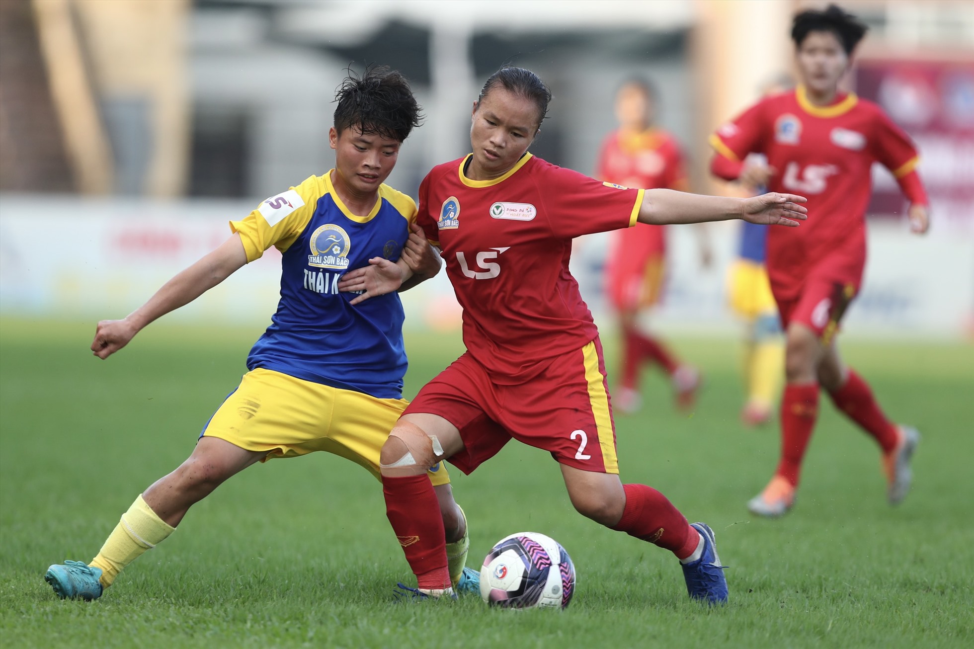 Thái Nguyên T&T (áo xanh) sẽ có trận đấu đầy khó khăn khi gặp Hà Nội I tại vòng 8 Giải nữ vô địch quốc gia - Cúp Thái Sơn Bắc 2022. Ảnh: VFF