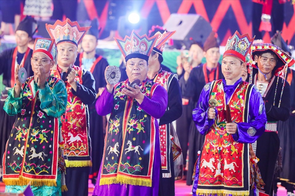Ngày hội Văn hoá dân tộc Dao có sự tham gia của trên 1000 nghệ nhân, nghệ sĩ, vận động viên quần chúng người dân tộc Dao đến từ 14 tỉnh. Ảnh: Phạm Quang Vinh