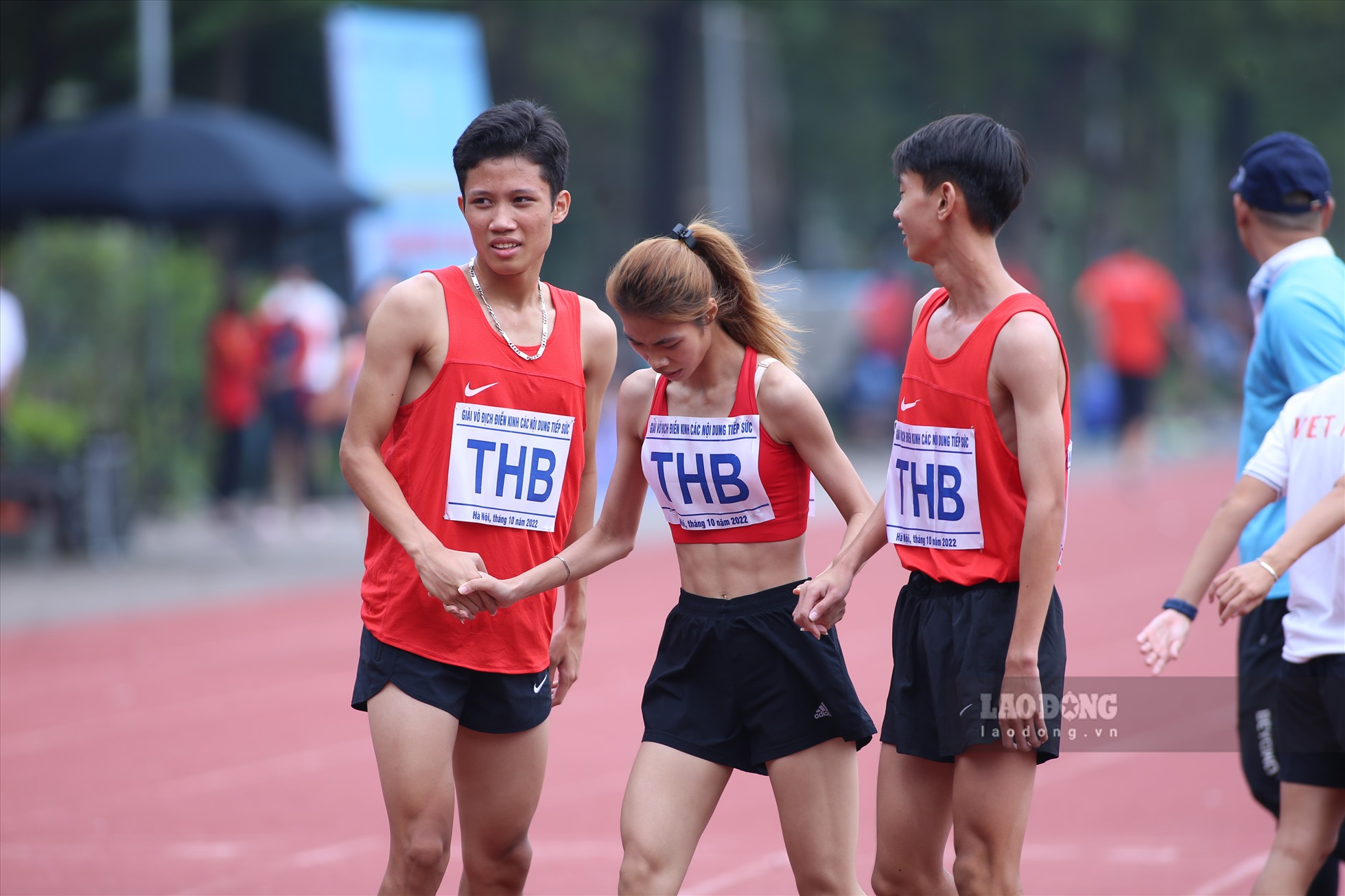 Trong khi đó, huy chương bạc thuộc về đội Thái Bình với thành tích 8 phút 32 giây 6.