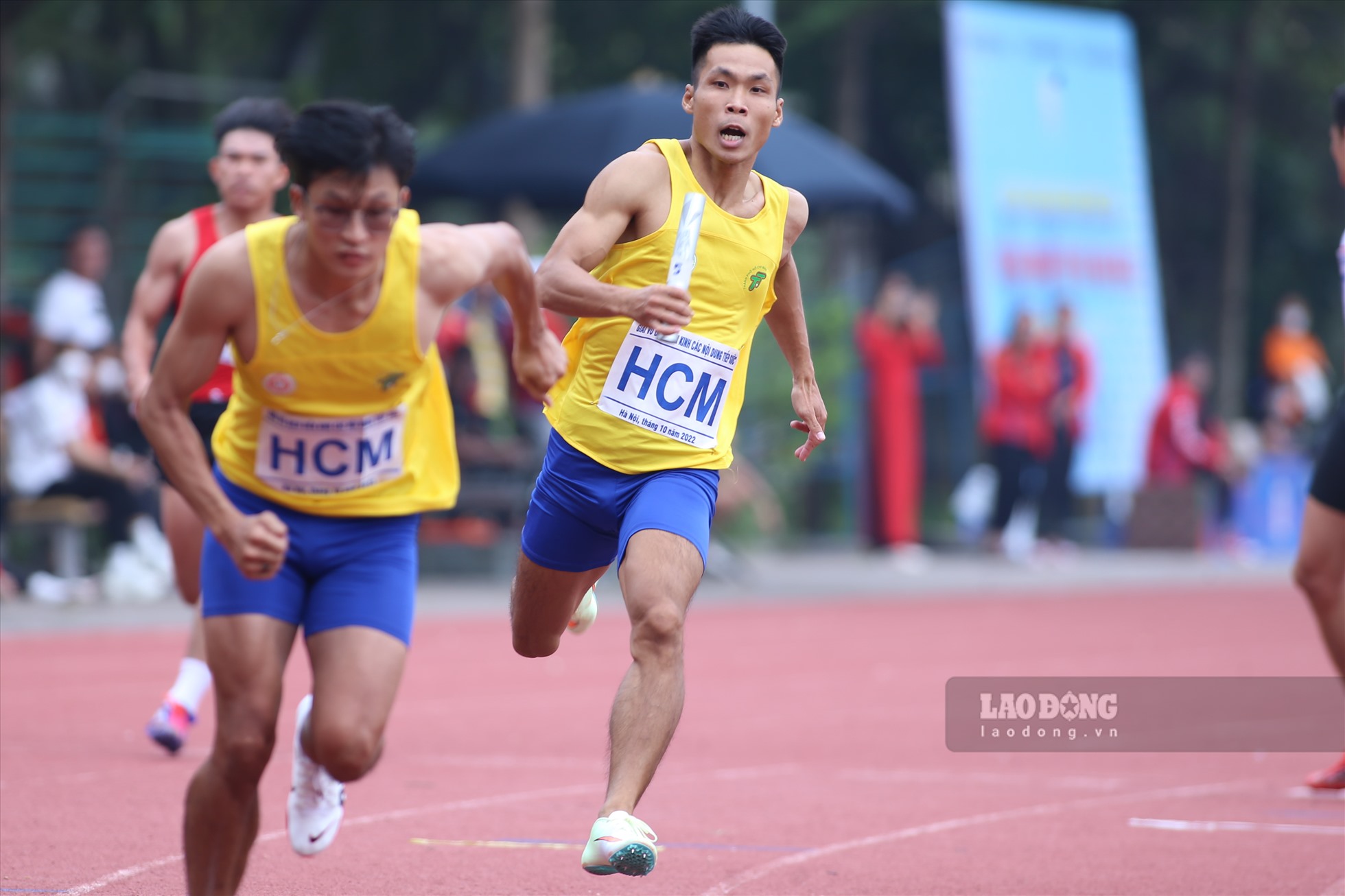 Ở nội dung tiếp sức 4x200m nam có 6 đội tham dự là Hà Nội, Tp Hồ Chí Minh, Quân đội, Thanh Hoá, Hà Tĩnh và Thanh Hoá.