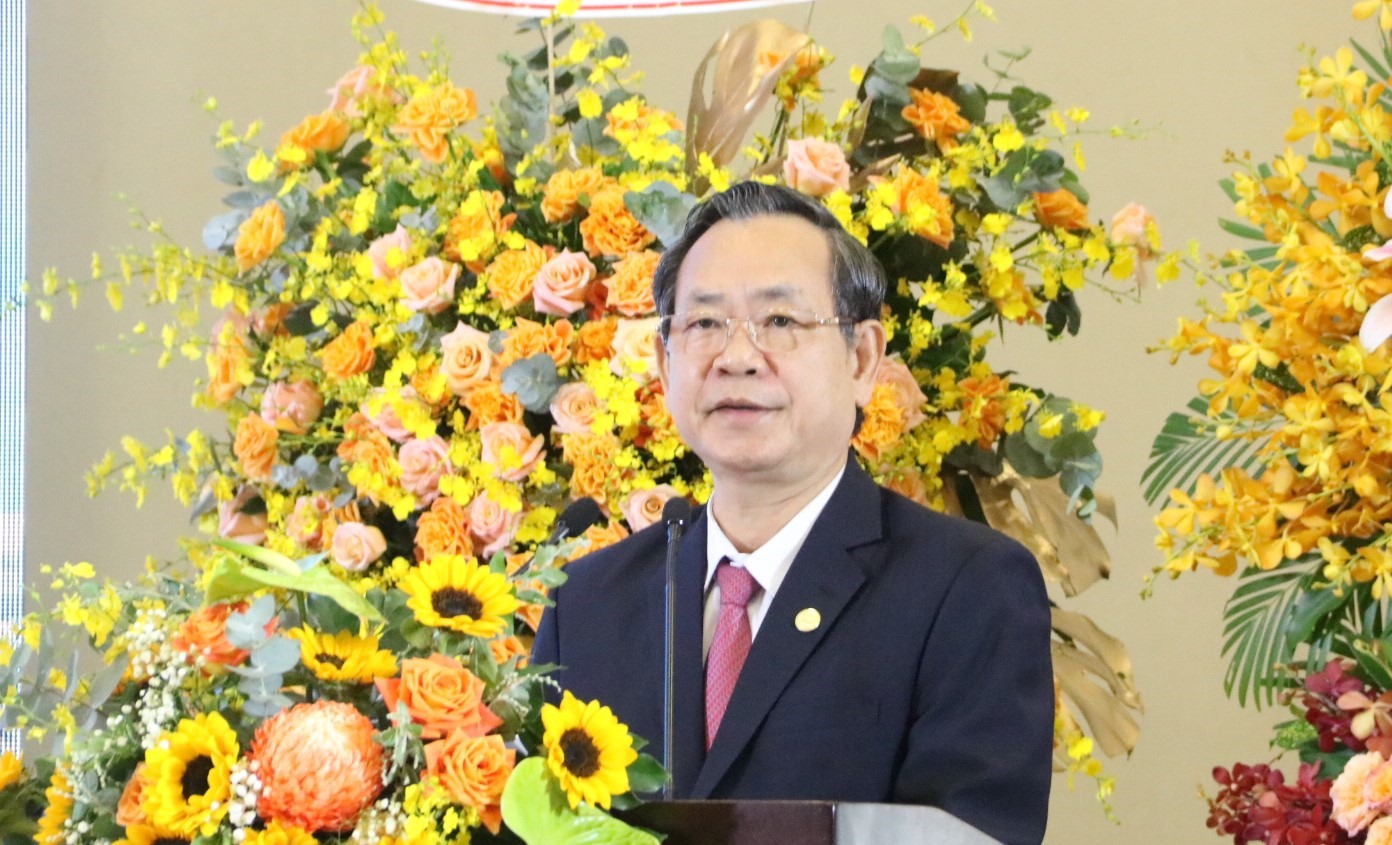 Ông Nguyễn Văn Dành phát biểu tại hội nghị. Ảnh: Đ.V