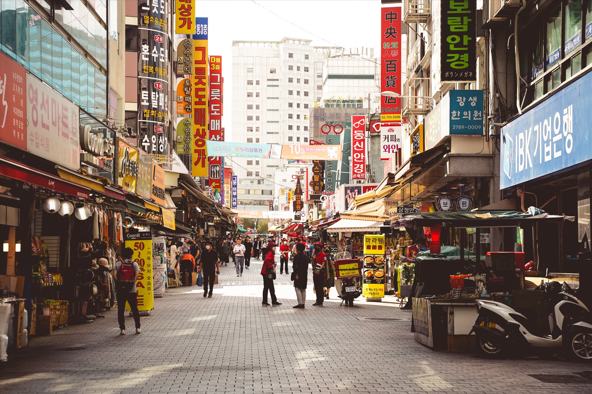 Chợ truyền thống Namdaemun vắng vẻ trong dịp Nhân ghé thăm đầu tháng 10.