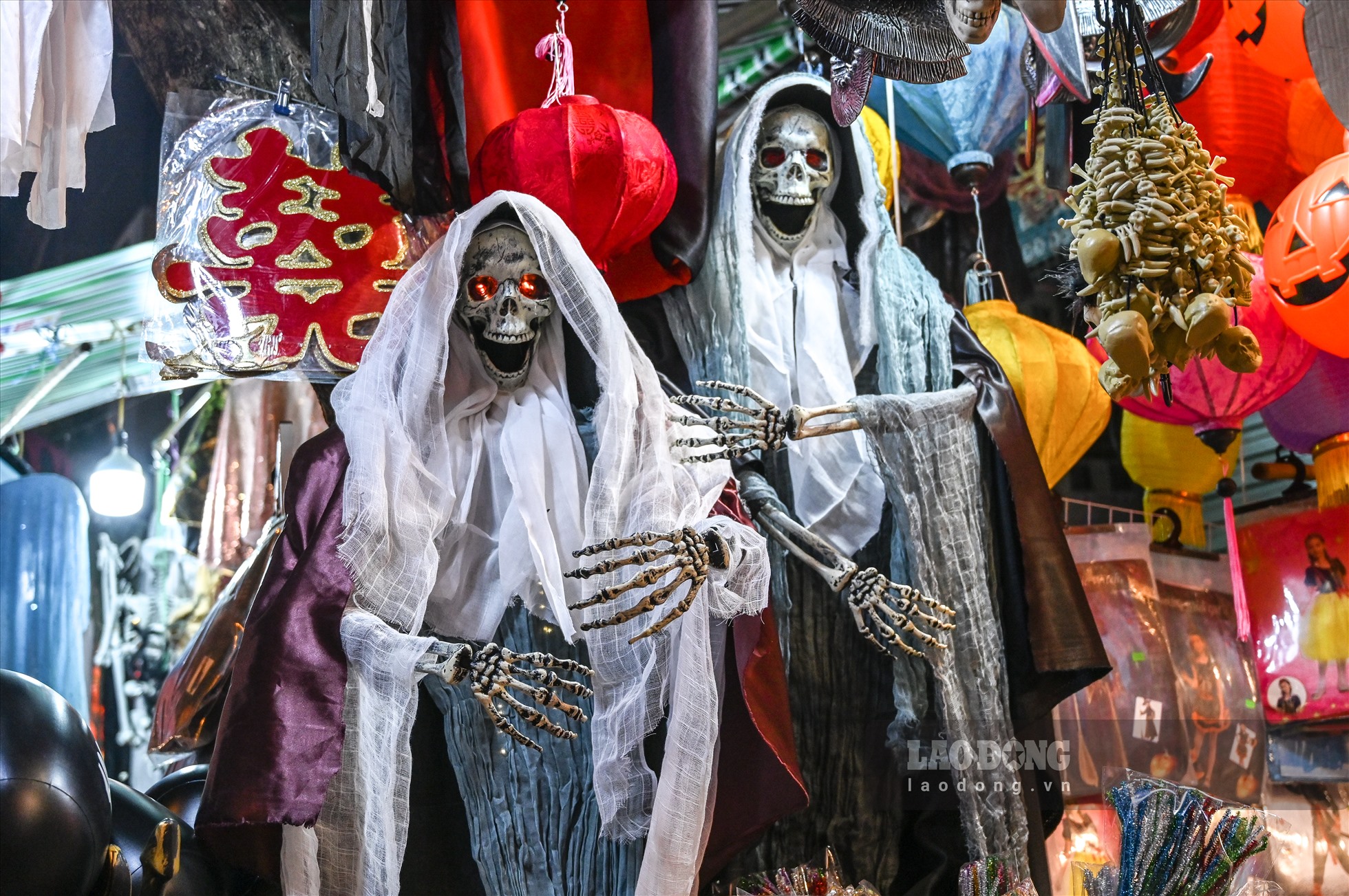Ngày hội hóa trang Halloween diễn ra vào ngày 31.10 hàng năm, được du nhập vào Việt Nam trong những năm gần đây và được giới trẻ đón nhận.