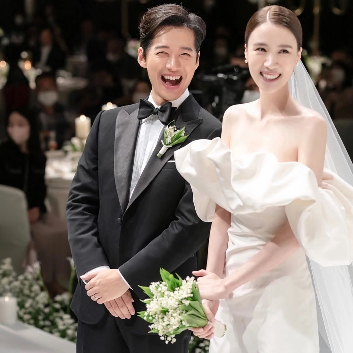 Một vài hình ảnh trong đám cưới xa hoa của Namgoong Min và Jin Ah Reum. Ảnh chụp màn hình