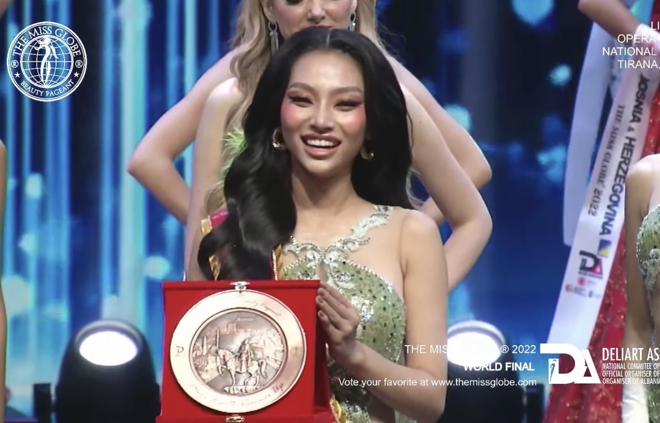 Lâm Thu Hồng giành Á hậu 4 tại “The Miss Globe 2022“. Ảnh: BTC.