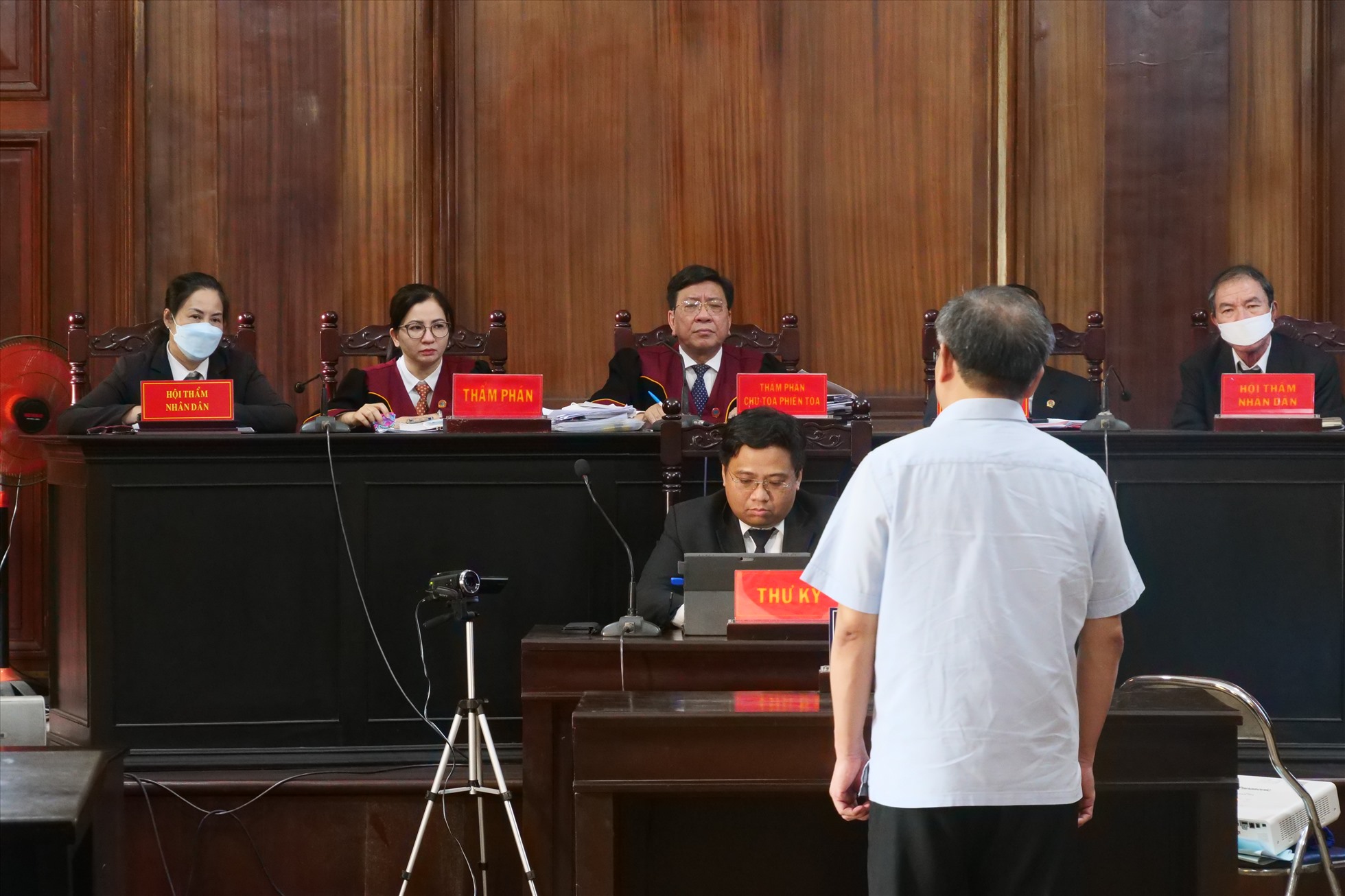 Bị cáo Tất Thành Cang nói lời sau cùng trước tòa.