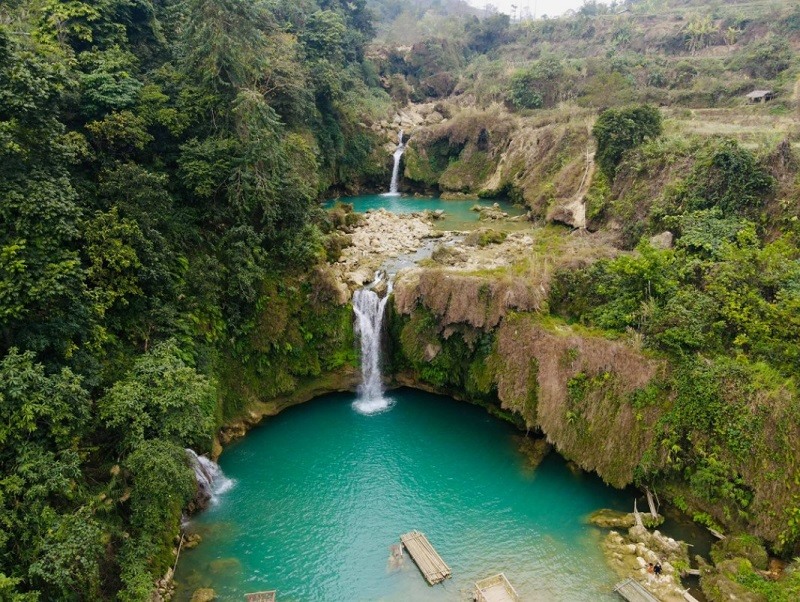 Thác Chiềng Khoa. Ảnh: Sinhtour